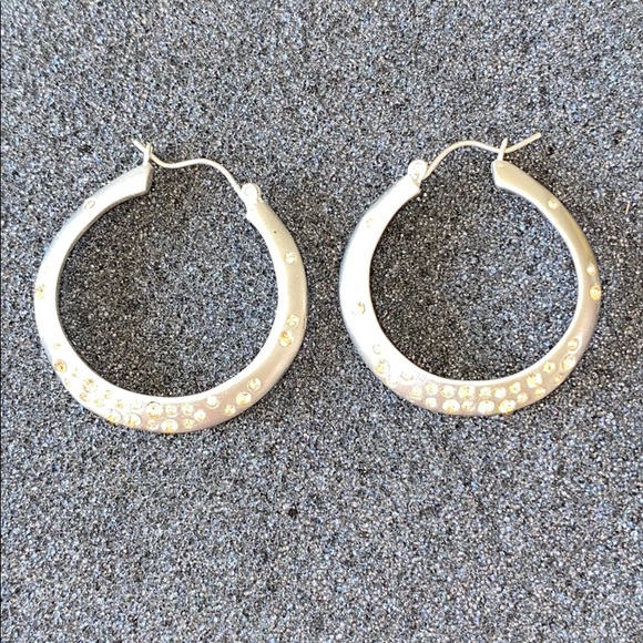 Hoop Earrings - Picture 1 of 4
